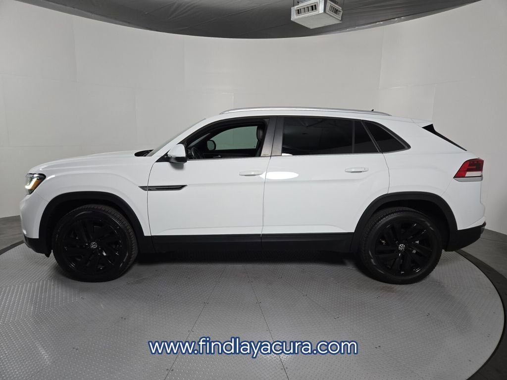 Used 2022 Volkswagen Atlas Cross Sport SE FWD image 3