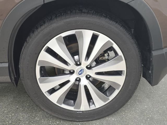 Used 2019 Subaru Ascent Touring w/ Popular Package #2 image 32