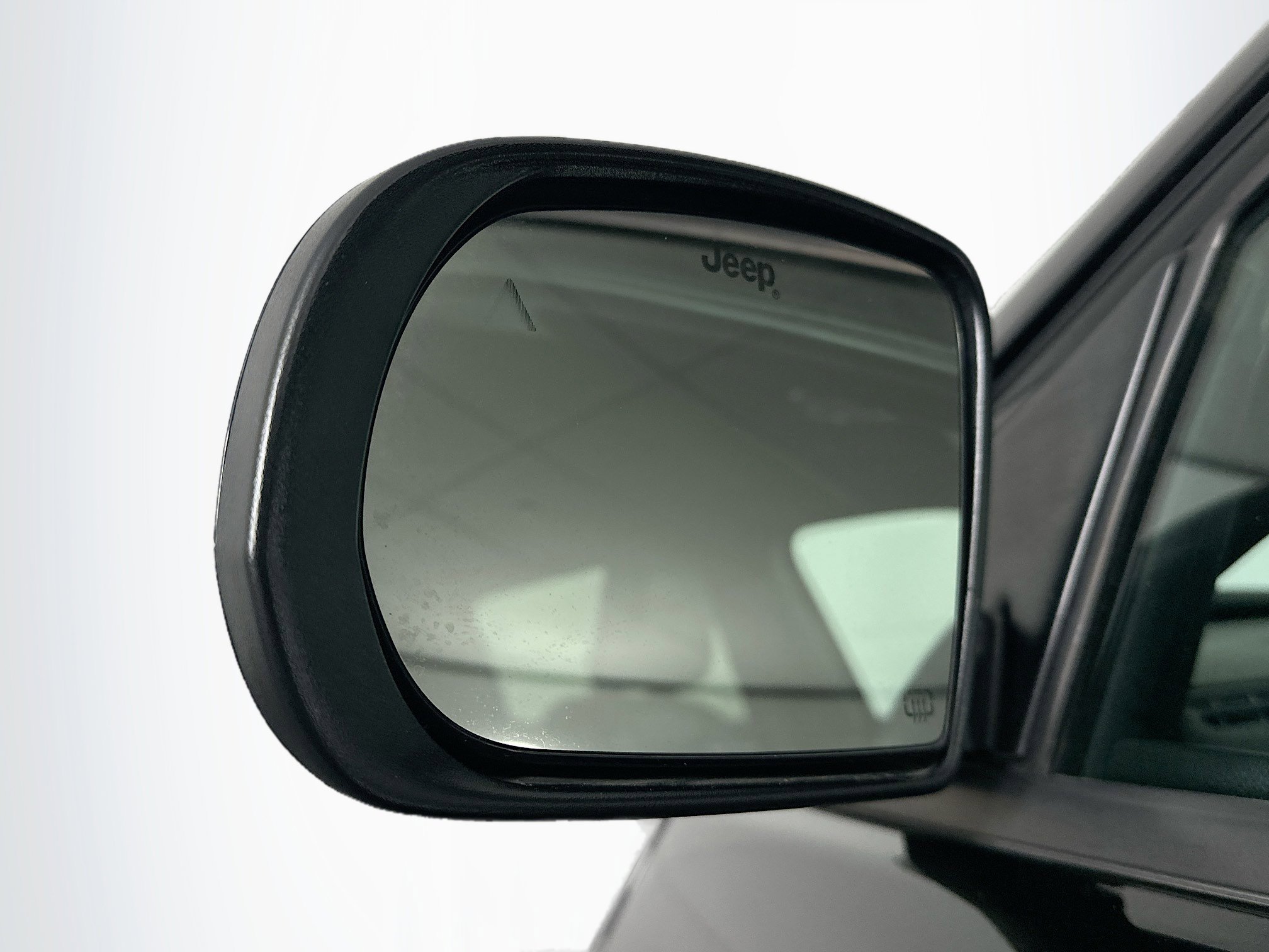 Used 2022 Jeep Compass Latitude FWD image 16