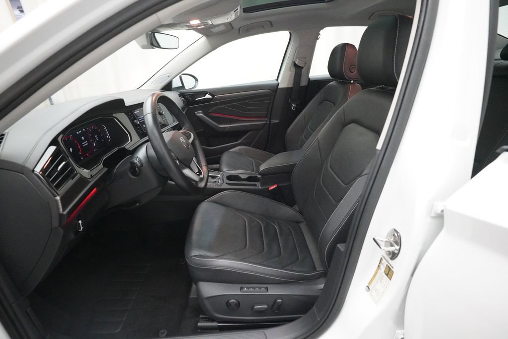 Used 2024 Volkswagen Jetta SEL FWD image 7