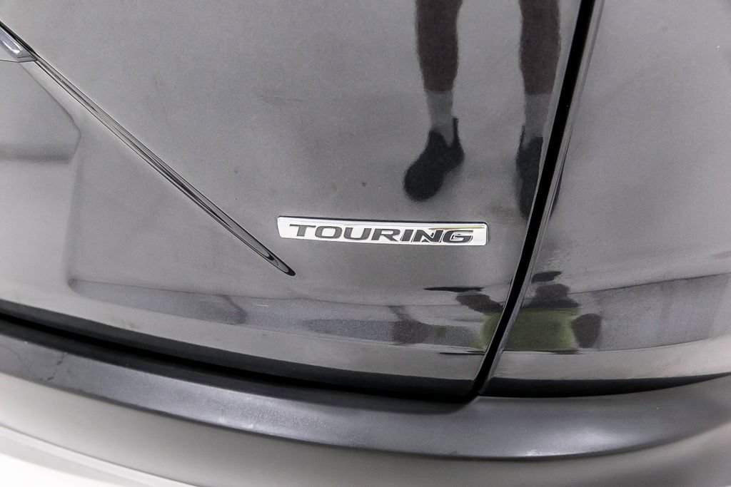 Used 2019 Honda CR-V Touring image 7
