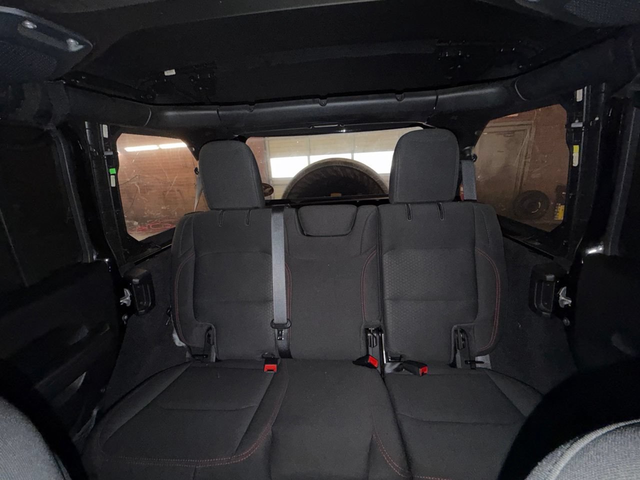 Used 2021 Jeep Wrangler Unlimited Rubicon AWD/4WD image 19
