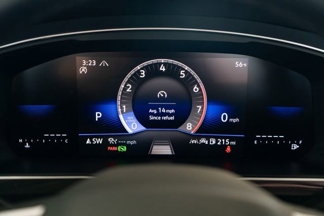 Used 2024 Volkswagen Tiguan Wolfsburg Edition image 17