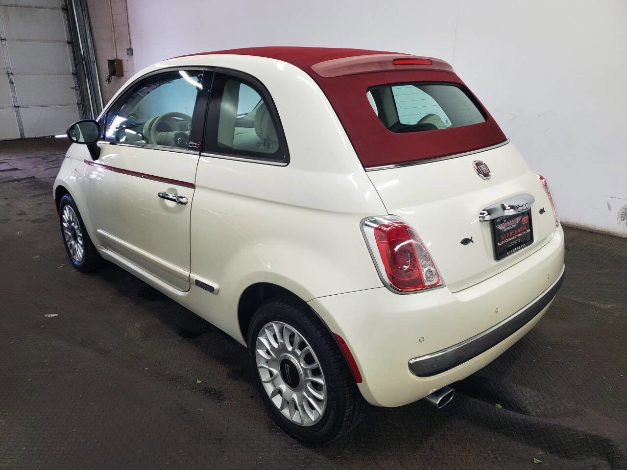 Used 2015 FIAT 500 Lounge w/ Luxury Leather Package FWD image 5