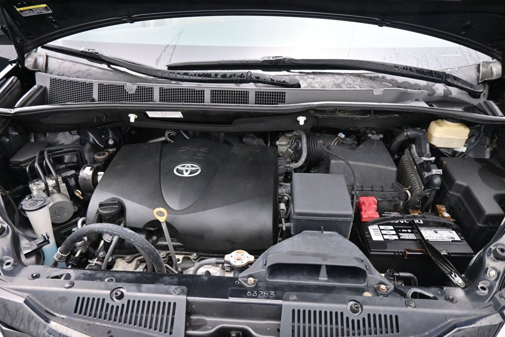 Used 2017 Toyota Sienna LE FWD image 22