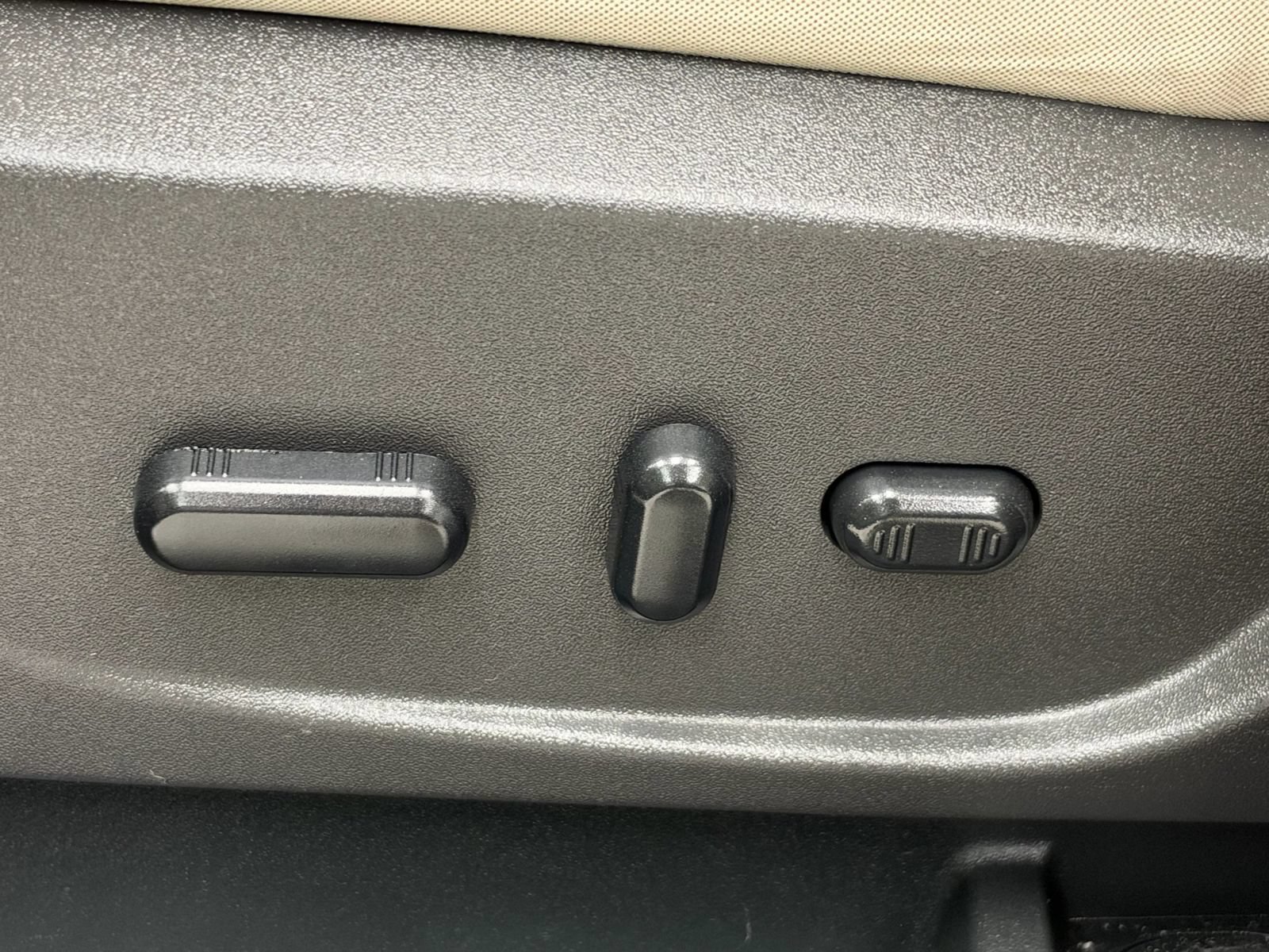 Used 2019 Ford Escape SE AWD/4WD image 26