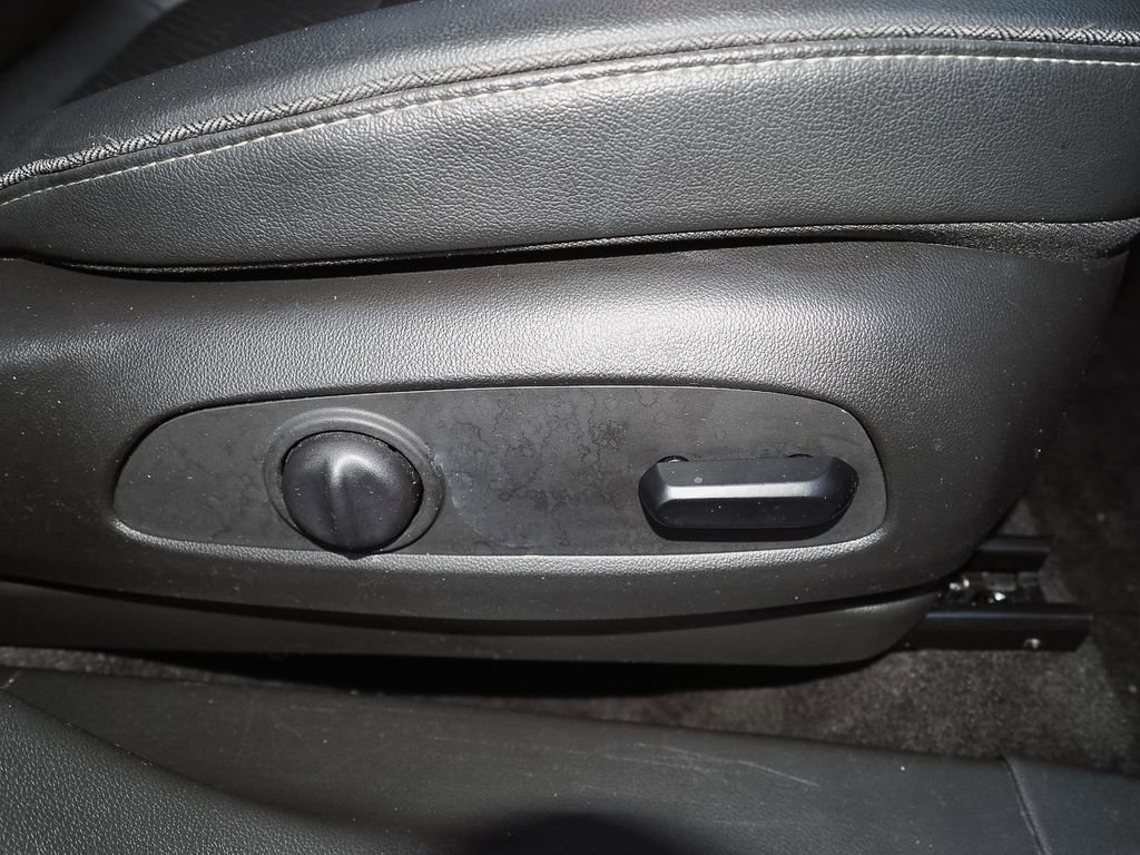 Certified 2022 Buick Encore GX Essence w/ Experience Buick Package image 24