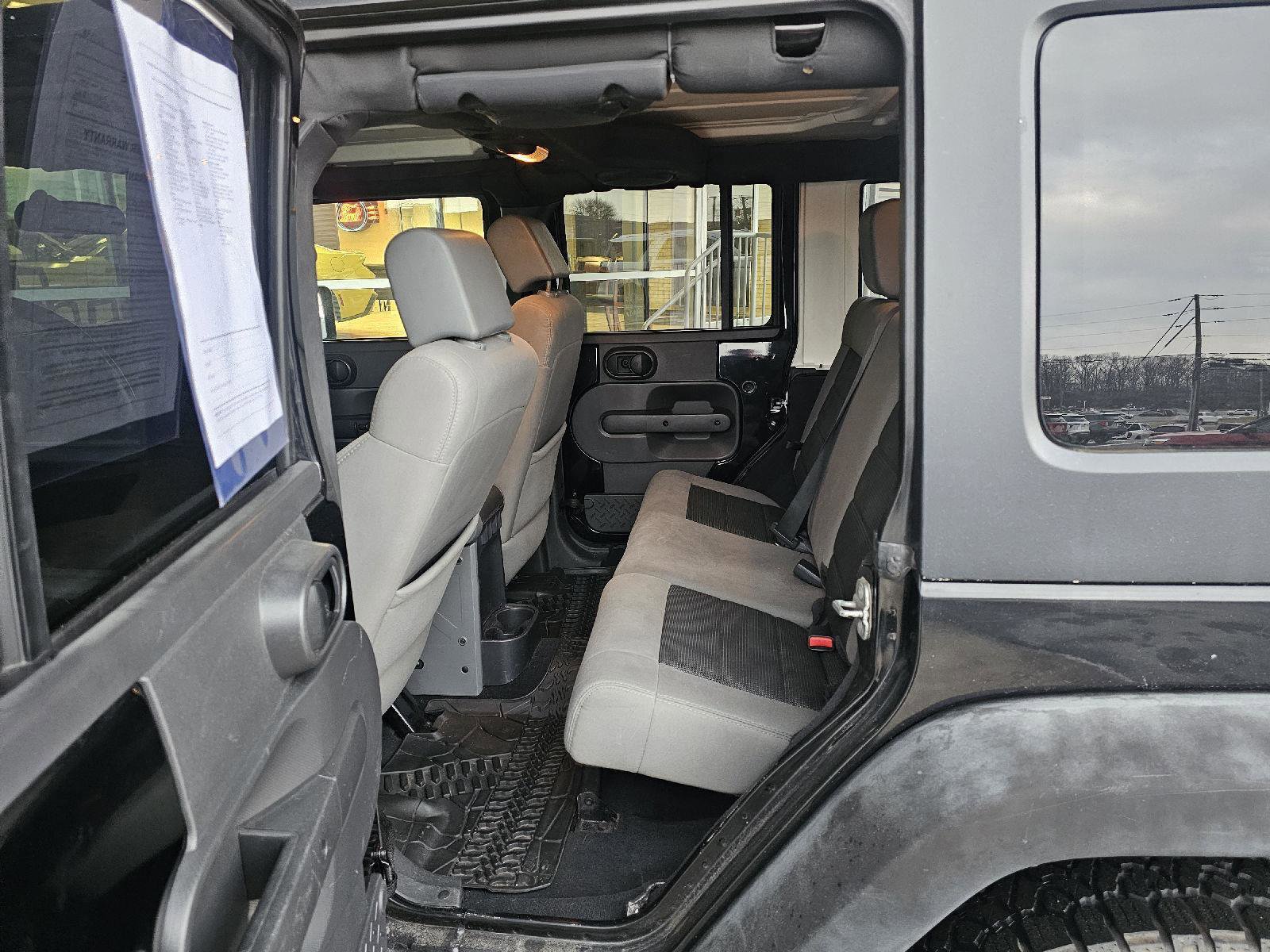 Used 2010 Jeep Wrangler Unlimited Rubicon w/ Dual Top Group image 17