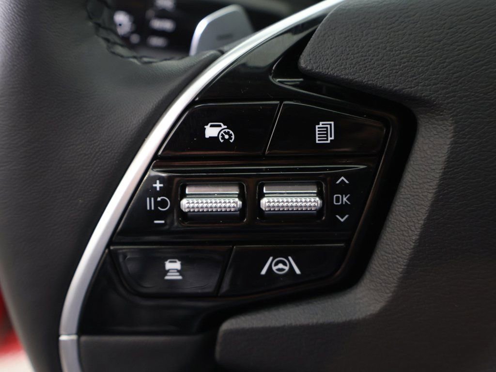 Used 2023 Kia Niro EX image 39