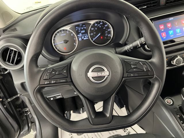 Certified 2025 Nissan Kicks Play S FWD image 21