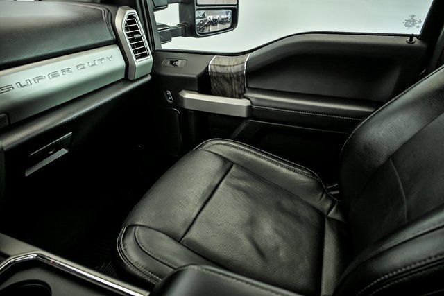 Used 2017 Ford F350 Lariat w/ Lariat Ultimate Package image 25