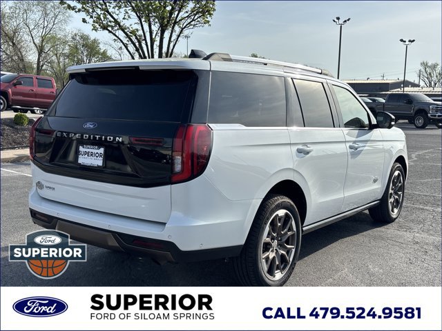 Used 2025 Ford Expedition King Ranch image 3