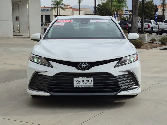 Used 2022 Toyota Camry LE FWD image 2