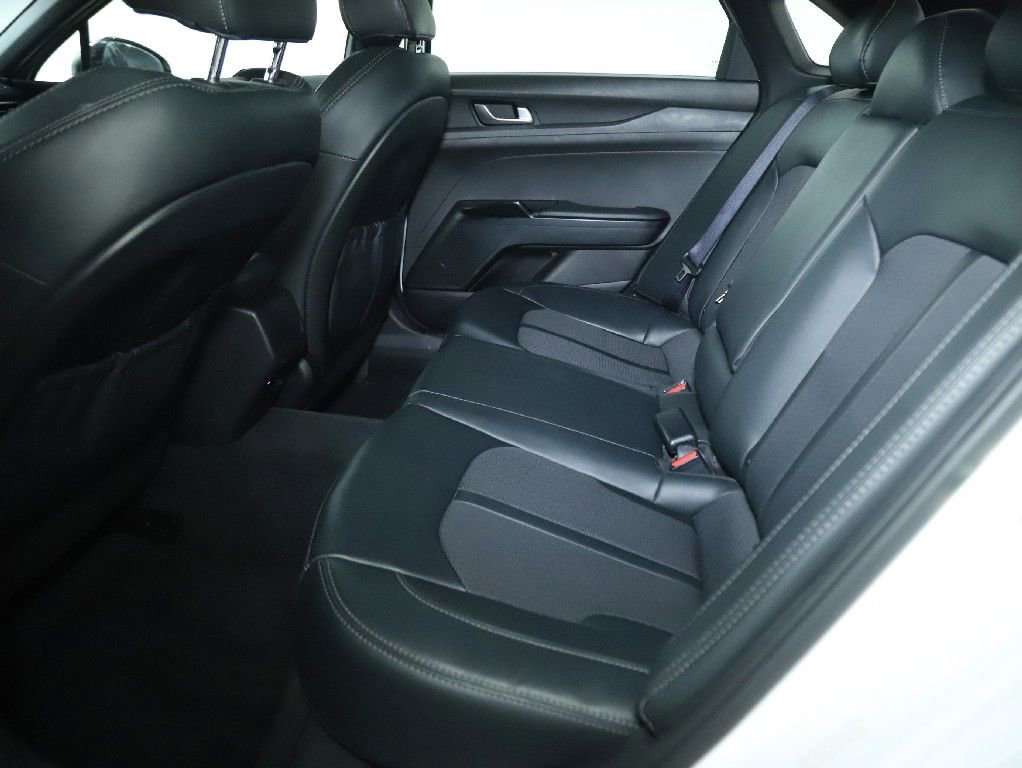 Used 2023 Kia K5 GT-Line image 14