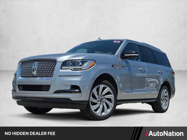 Used 2023 Lincoln Navigator Reserve AWD/4WD image 1