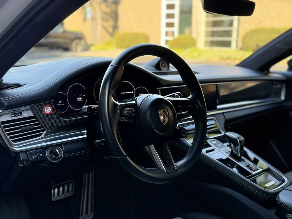 Used 2022 Porsche Panamera Turbo S image 17