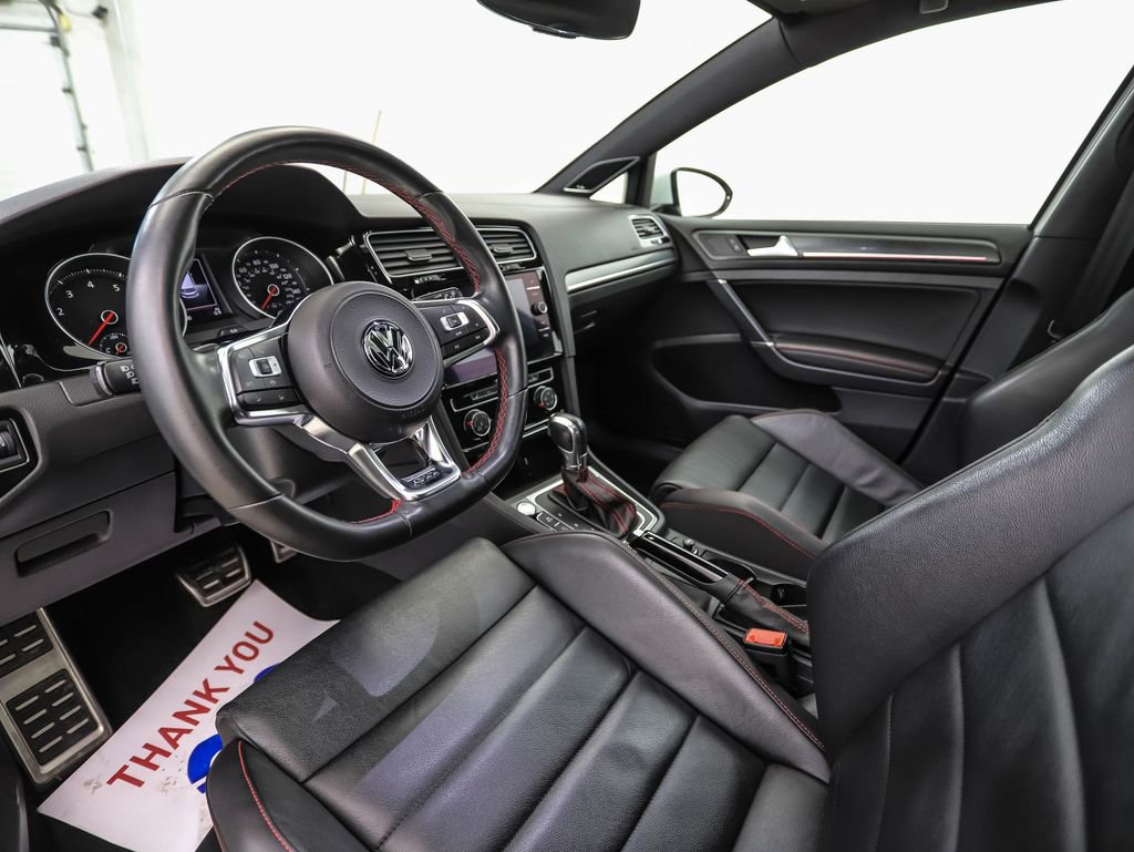 Used 2019 Volkswagen GTI SE w/ SE Experience Package image 10
