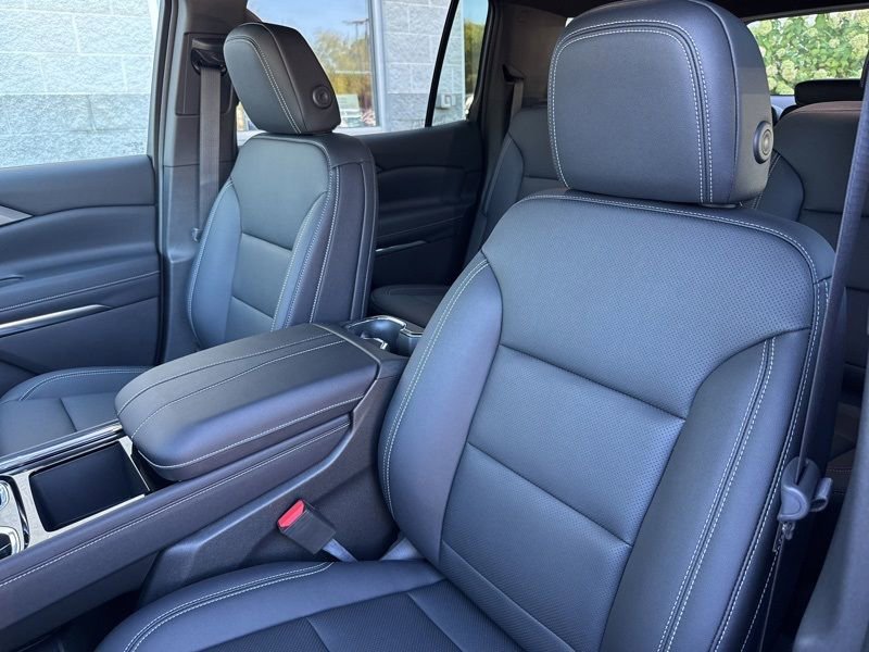 New 2026 Chevrolet Traverse LT w/ Driver Confidence Package image 20