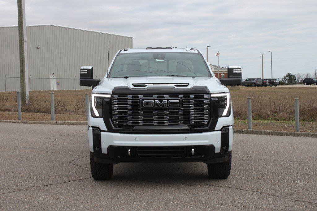 New 2026 GMC Sierra 2500 Denali Ultimate image 3