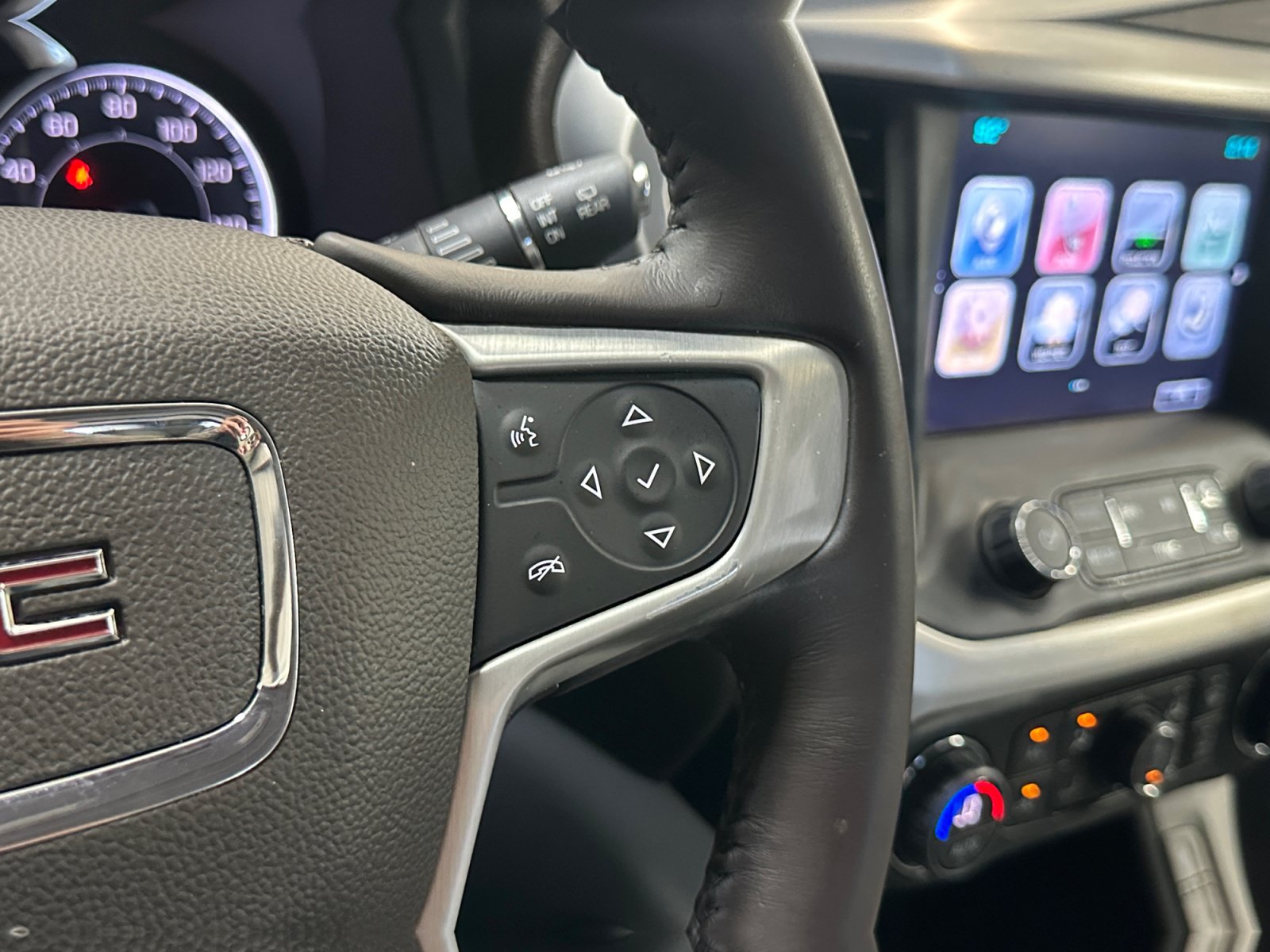Used 2017 GMC Acadia SLT FWD image 27