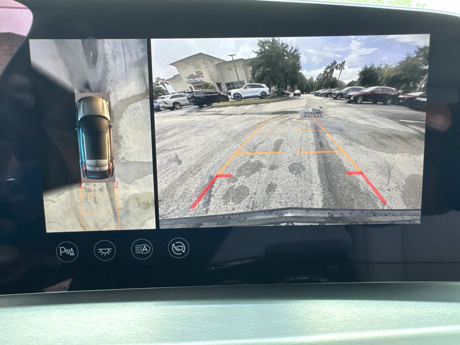 New 2025 Cadillac Lyriq Sport image 24