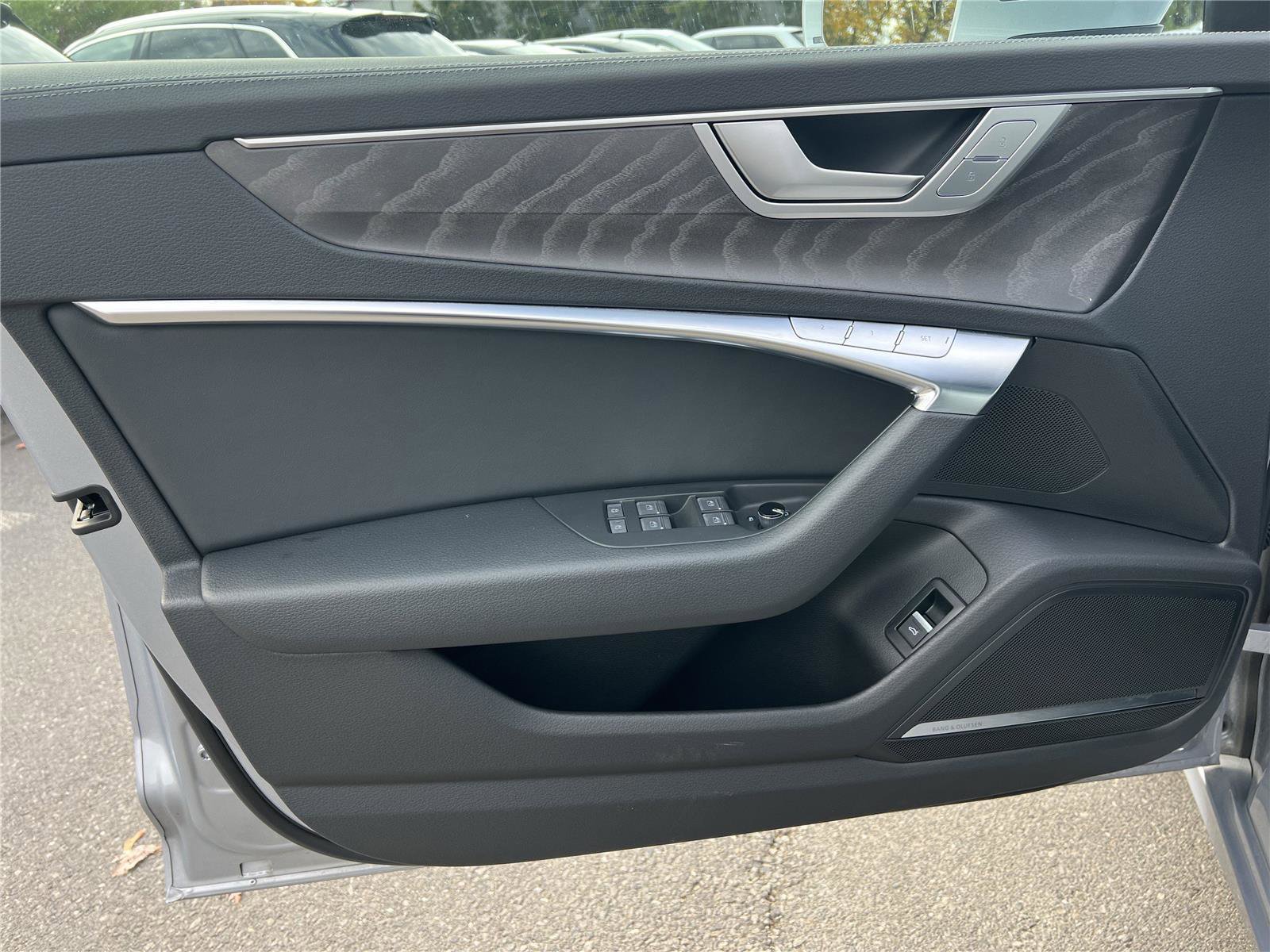 Used 2025 Audi A6 3.0T Premium w/ Convenience Plus Package image 12