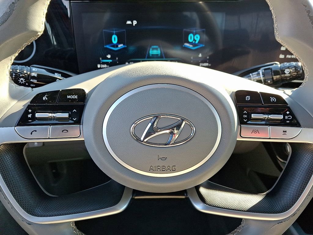 Used 2023 Hyundai Elantra SEL w/ Convenience Package image 20