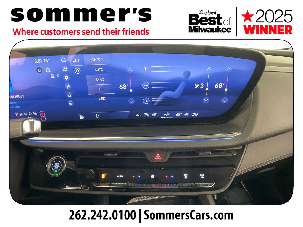 Used 2025 Buick Envision Preferred AWD/4WD image 16