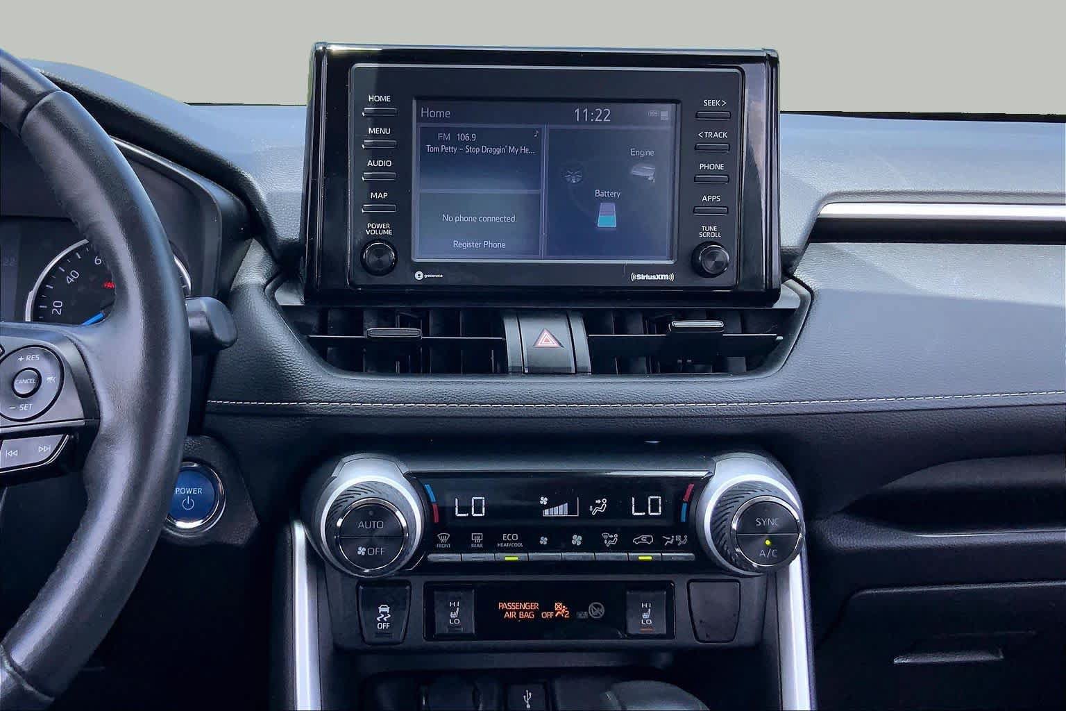Used 2021 Toyota RAV4 XLE w/ XLE Grade Weather Package AWD/4WD image 7