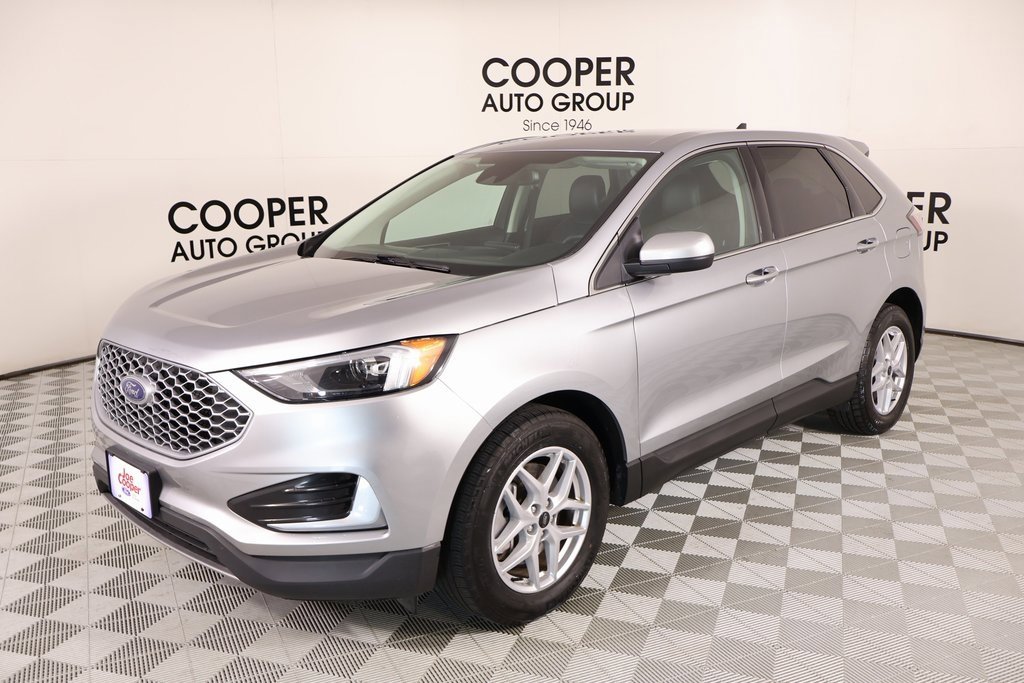 Used 2024 Ford Edge SEL image 10