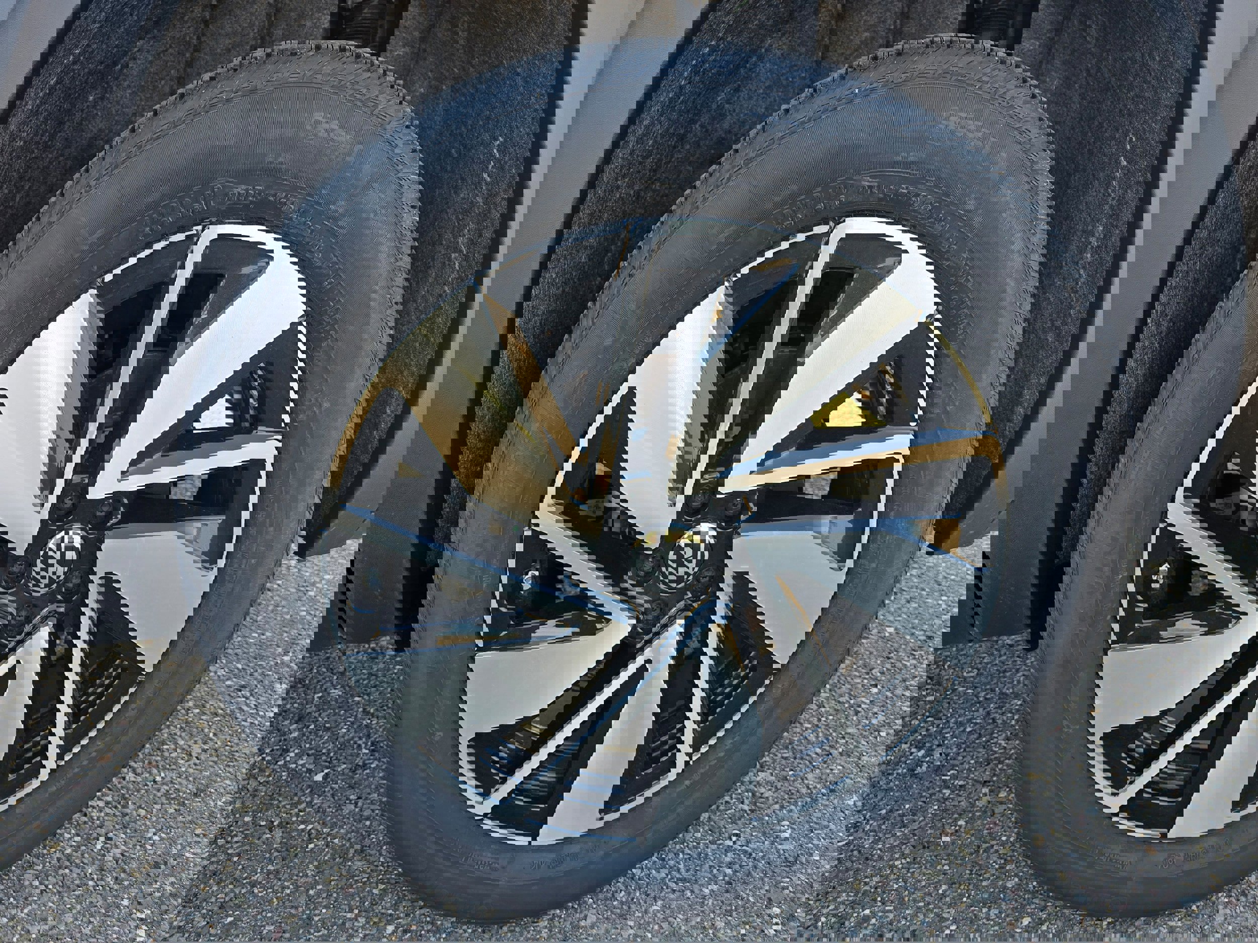 New 2025 Volkswagen Atlas SEL image 15