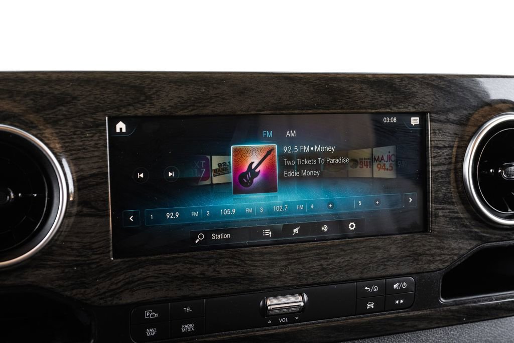 Used 2020 Mercedes-Benz Sprinter 3500 w/ Windows All Around Package image 30