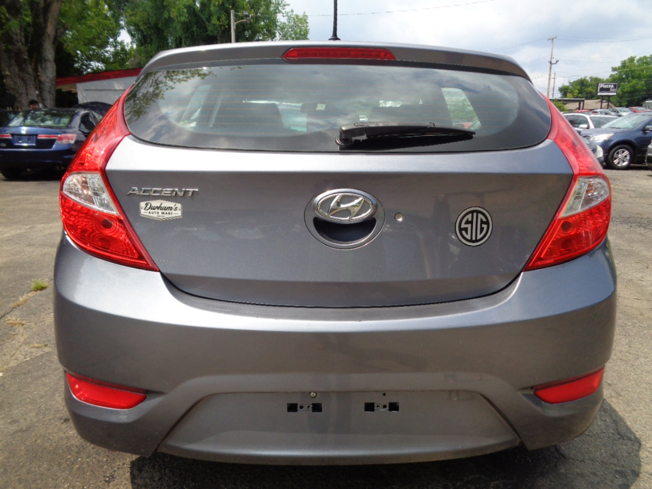 Used 2017 Hyundai Accent SE image 6