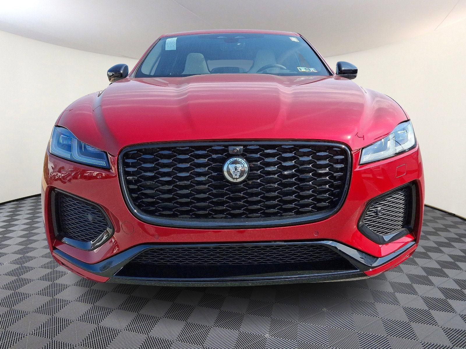 New 2026 Jaguar F-PACE R-Dynamic S image 6