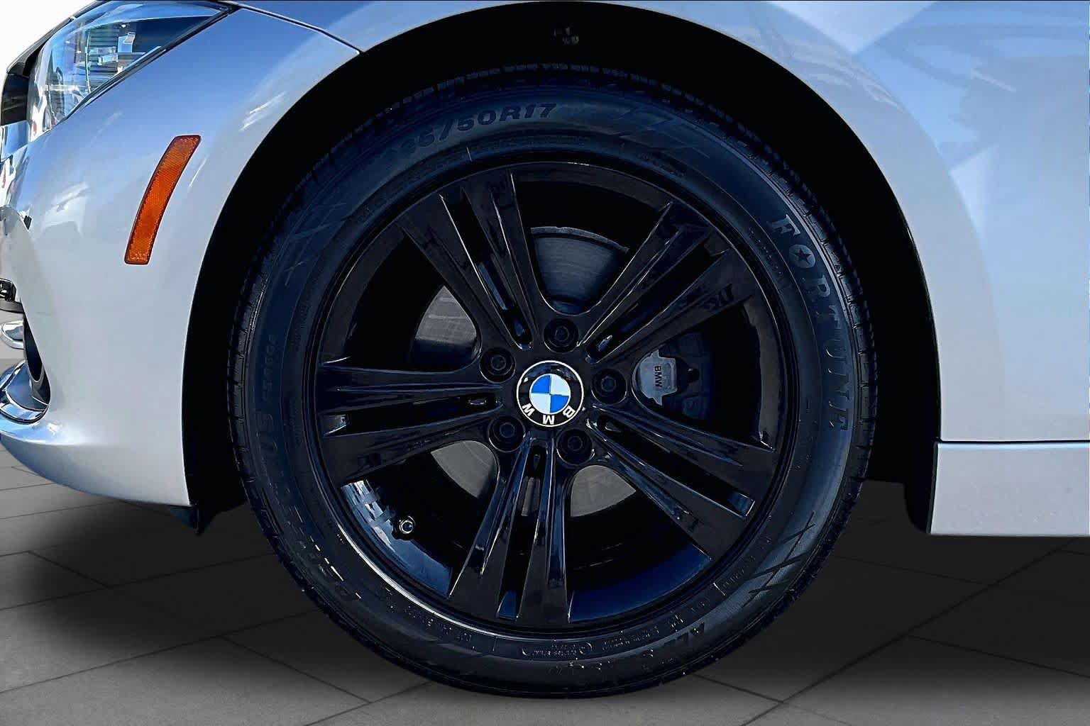 Used 2016 BMW 328i Sedan RWD image 10