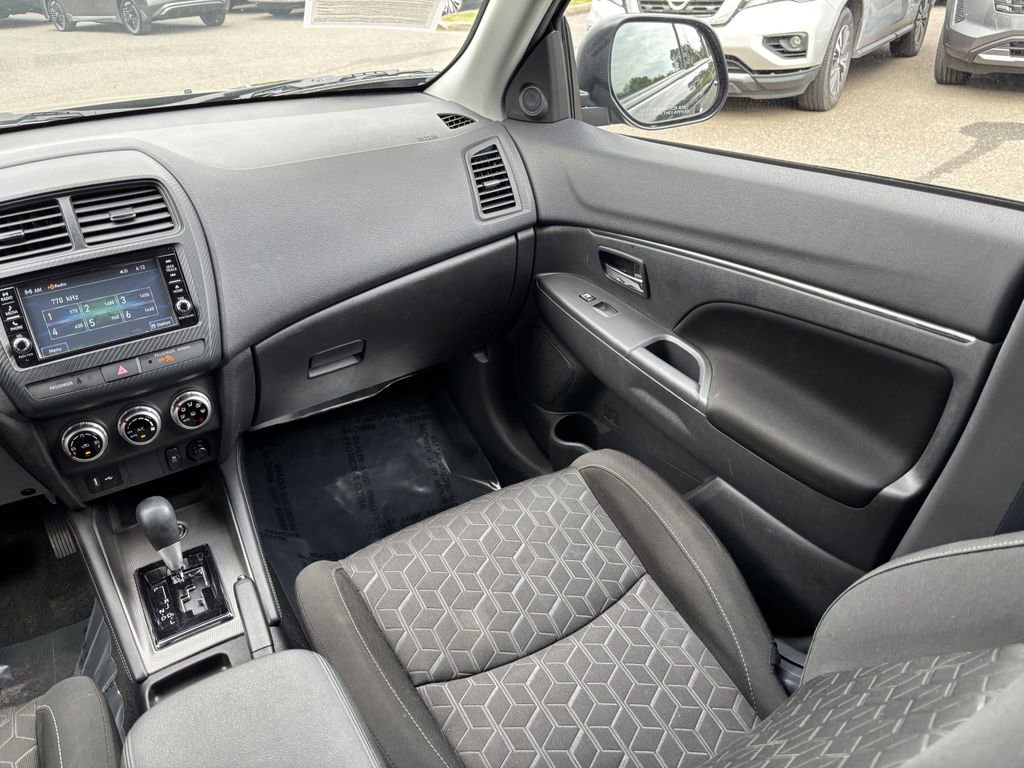 Used 2024 Mitsubishi Outlander Sport ES AWD/4WD image 23
