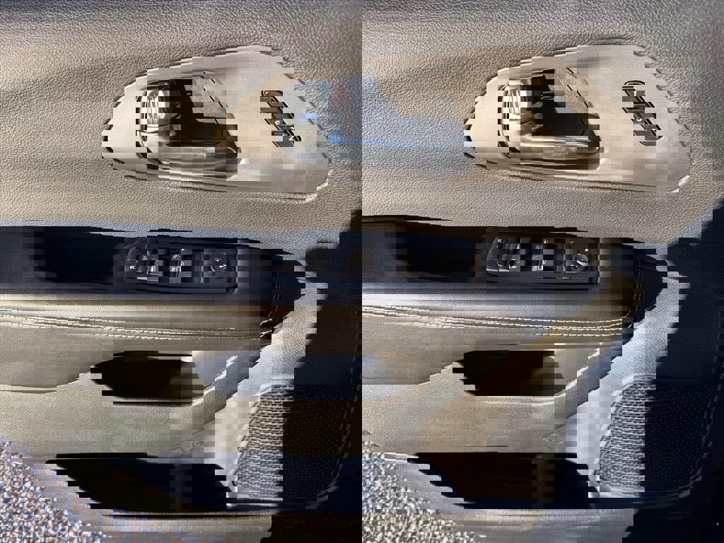 New 2026 Chrysler Pacifica Select w/ S Appearance Package image 20