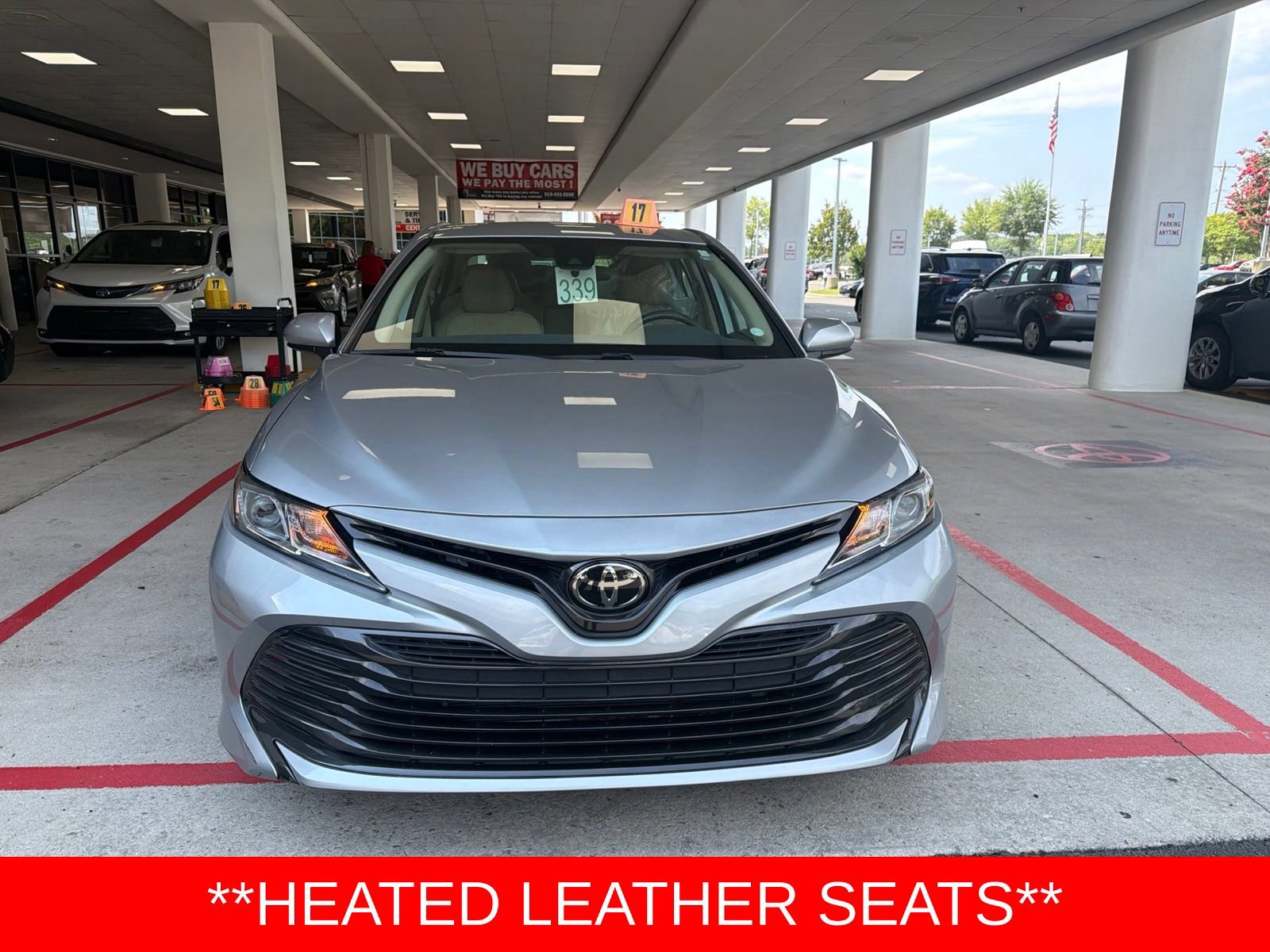 Used 2019 Toyota Camry LE FWD image 1