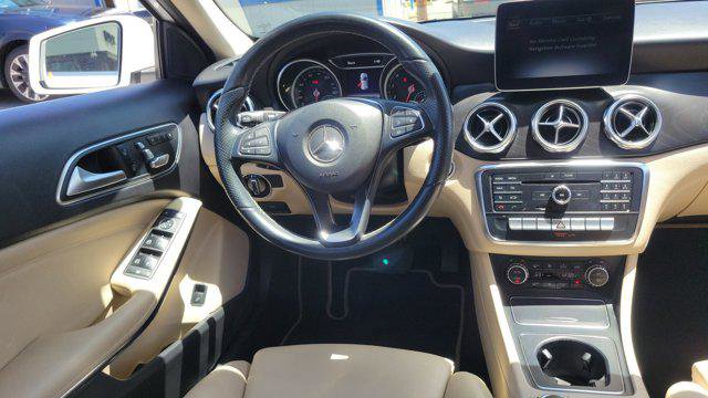 Used 2020 Mercedes-Benz GLA 250 image 11