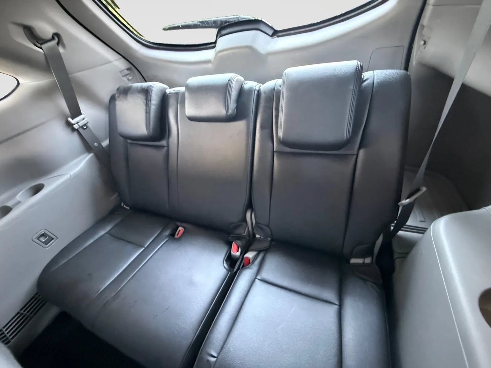Used 2019 Toyota Highlander Plus w/ Protection Package #3 AWD/4WD image 16