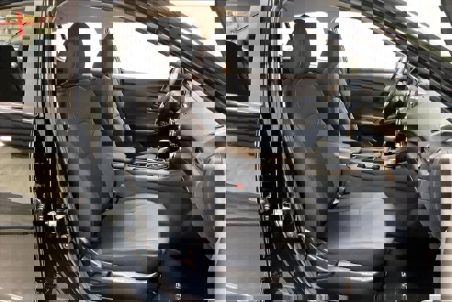 Used 2025 Nissan Sentra S image 7