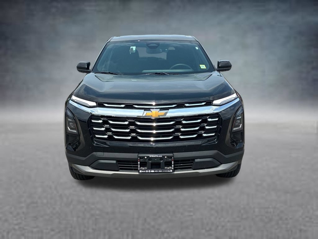 Used 2026 Chevrolet Equinox LT AWD/4WD image 9