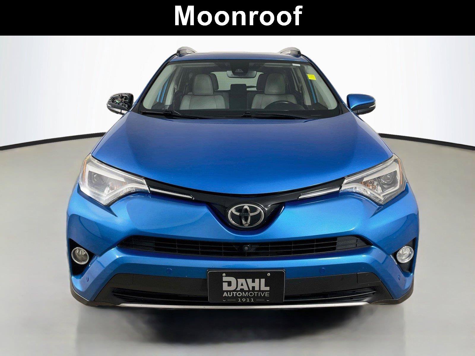 Used 2018 Toyota RAV4 Limited w/ Advanced Technology Package AWD/4WD image 3