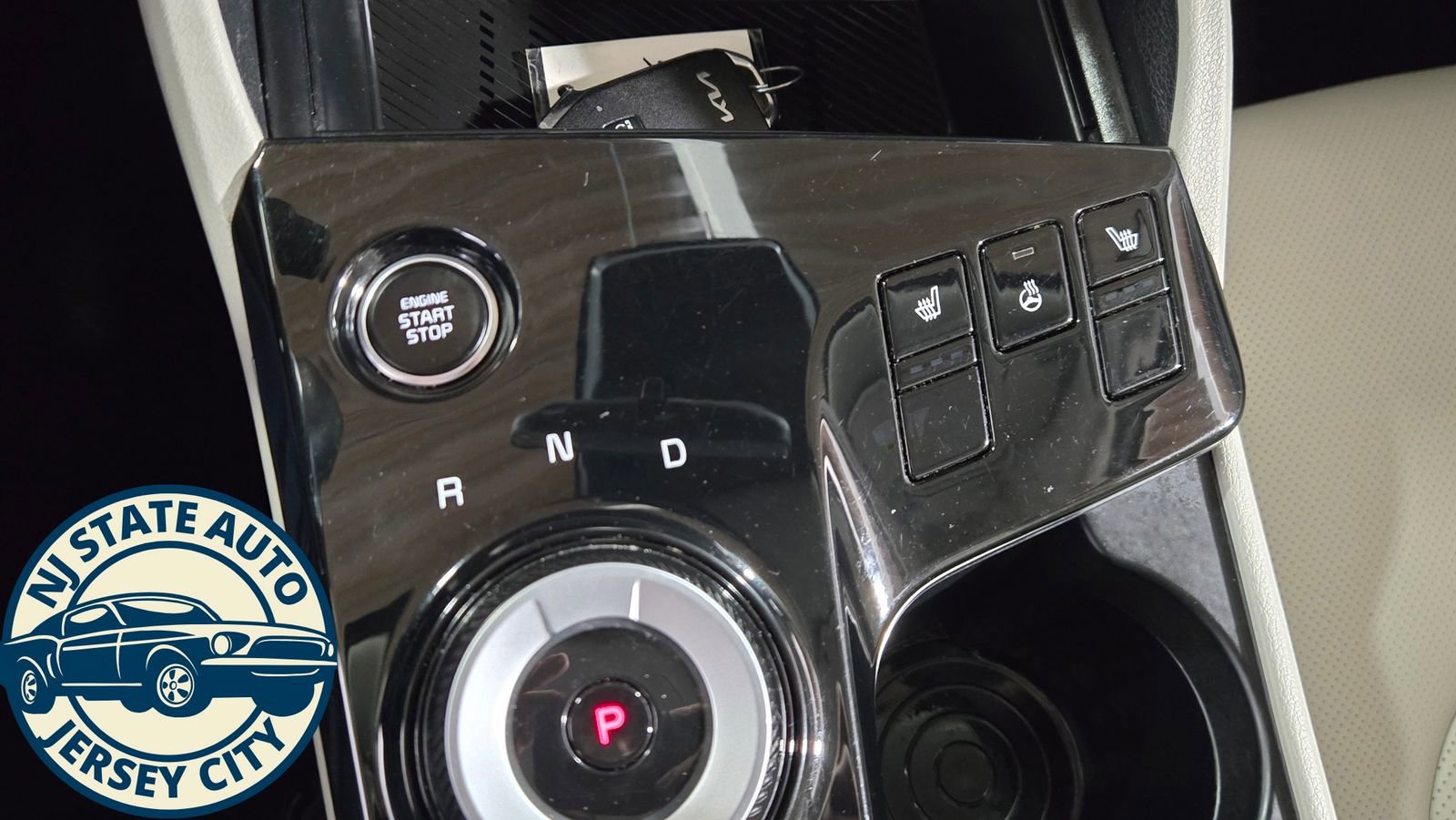 Used 2023 Kia Sportage EX image 14