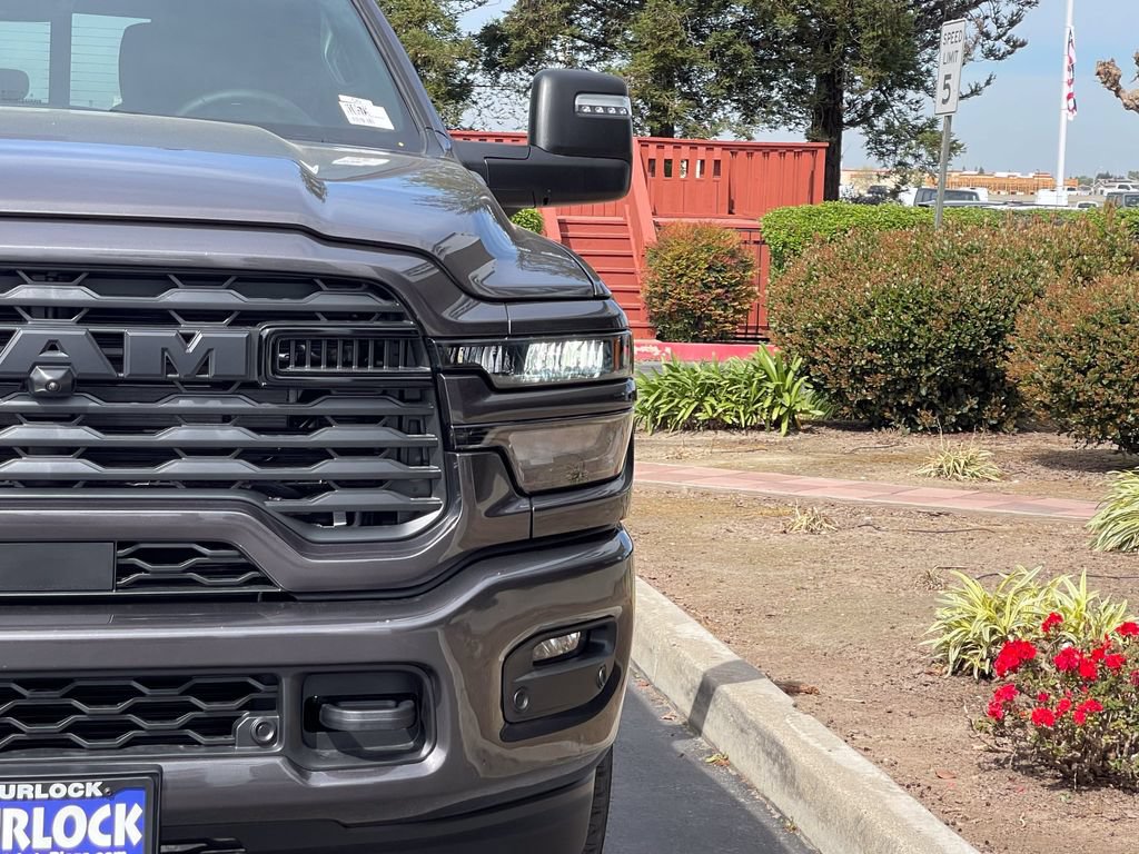New 2026 RAM 2500 Big Horn AWD/4WD image 5