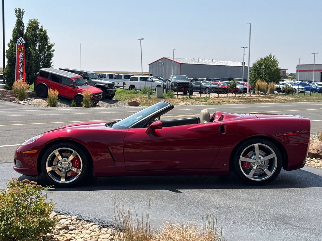 Used 2008 Chevrolet Corvette Convertible w/ Preferred Equipment Group RWD image 96
