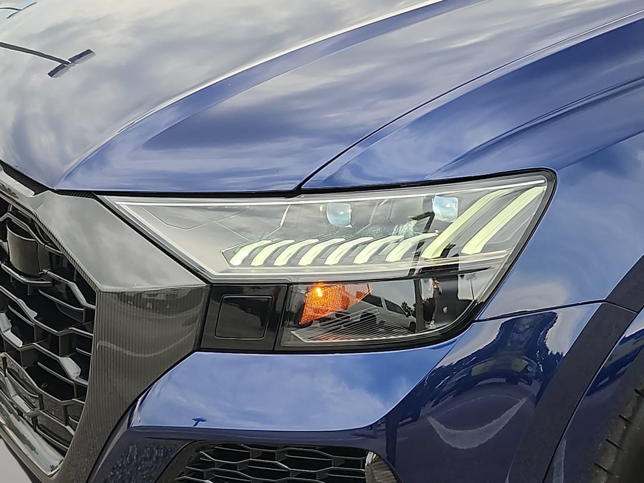Used 2024 Audi RS Q8 AWD/4WD image 6