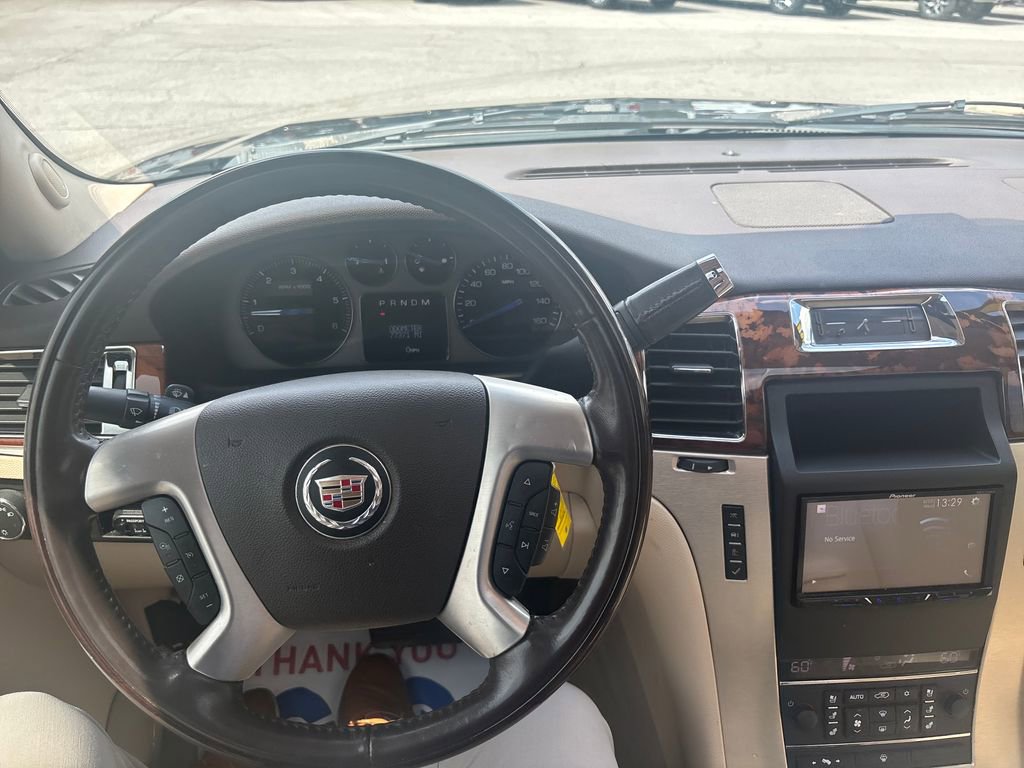 Used 2007 Cadillac Escalade EXT w/ Information Package AWD/4WD image 18