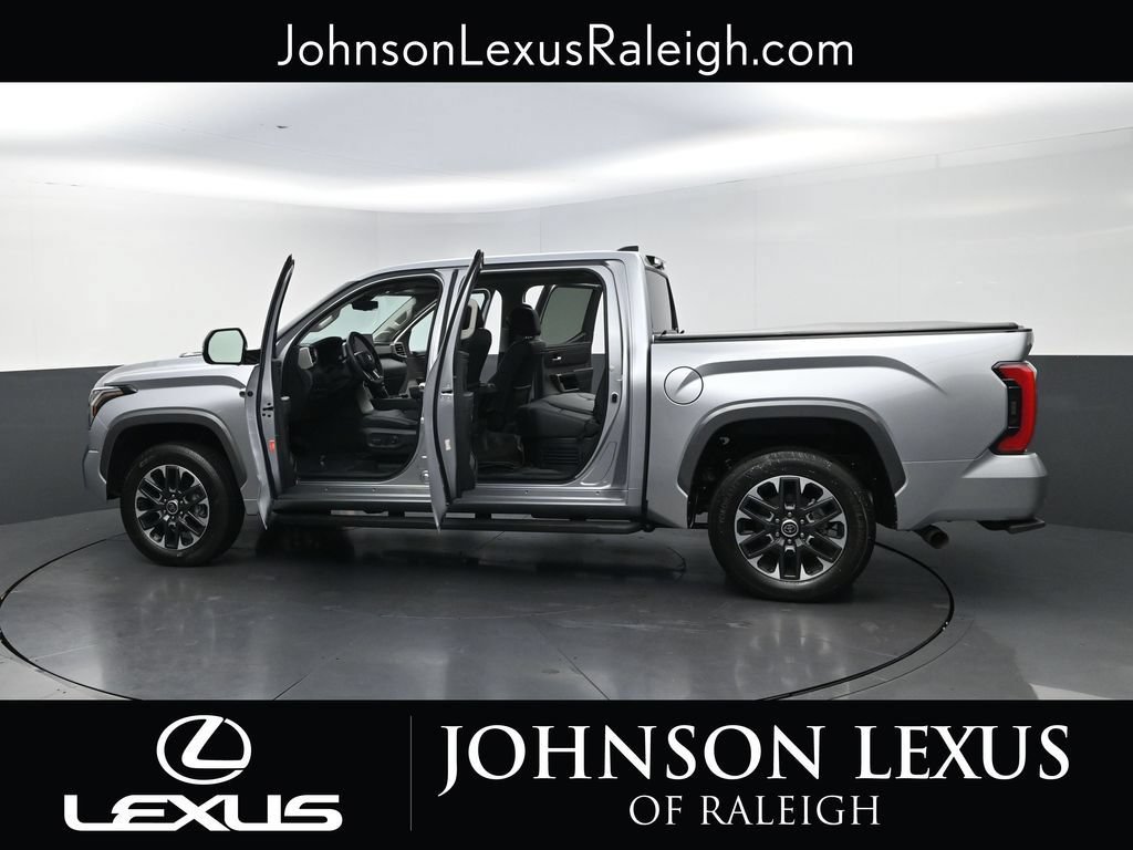 Used 2024 Toyota Tundra Limited AWD/4WD image 37
