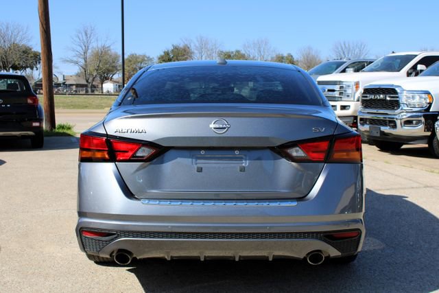 Used 2023 Nissan Altima 2.5 SV w/ SV Premium Package FWD image 4